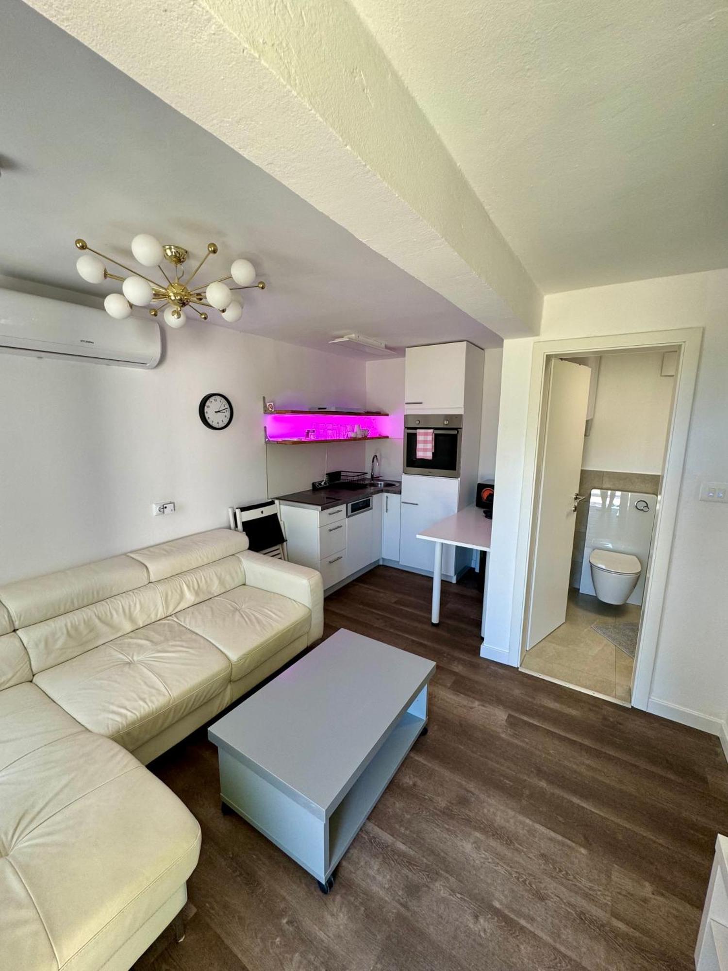 Enna Apartment B Meerblick Perfect Location メドゥリン エクステリア 写真